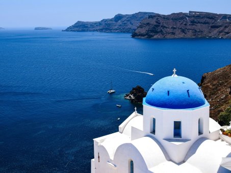 https://ideatour.sk/blog-popularny-grecky-ostrov-santorini